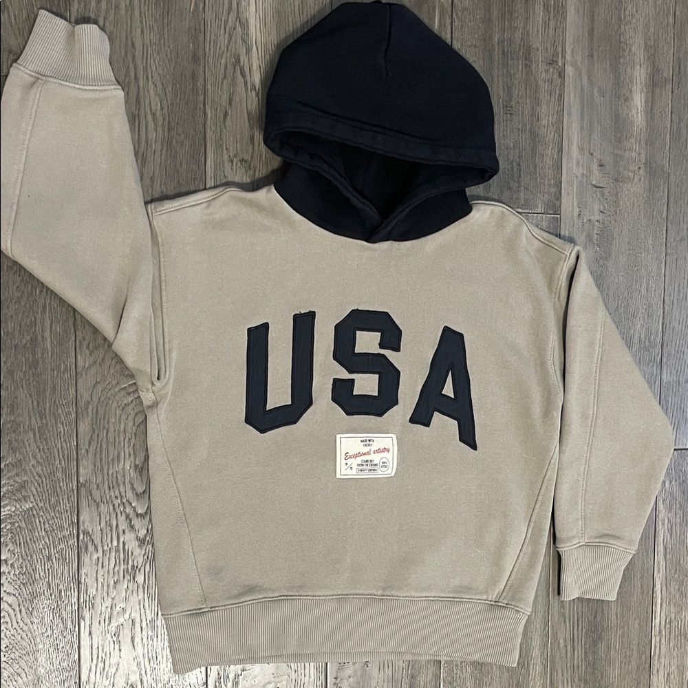 🇺🇸 Zara Kids USA Graphic Hoodie Size 8–9 (130)